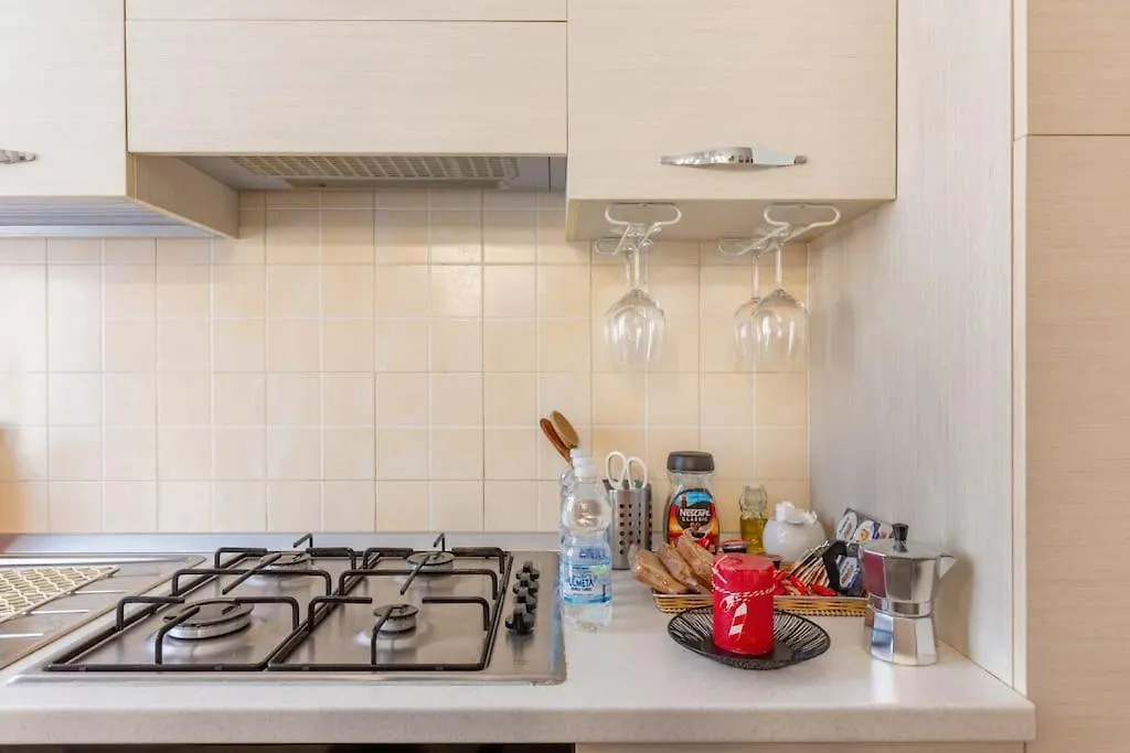 Modern Apartment In Milano Centrale Next To Metro M5 - Sarca 73 0*, Milan Italy
